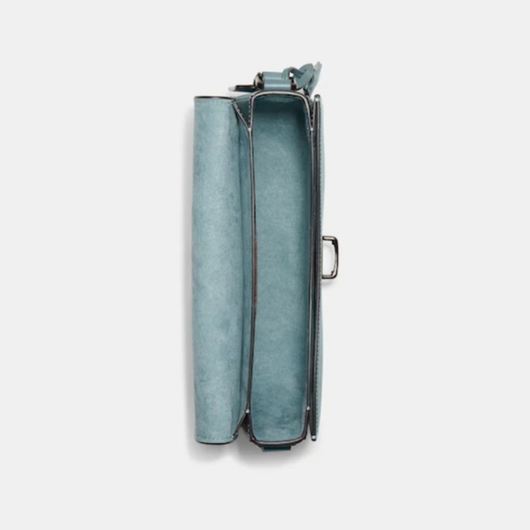 New! Studio Shoulder Bag - Picture 4 of 14